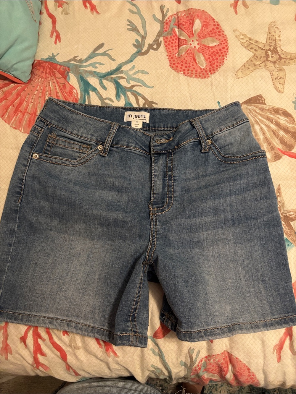 M Jeans by Maurice’s Light Wash Denim Shorts